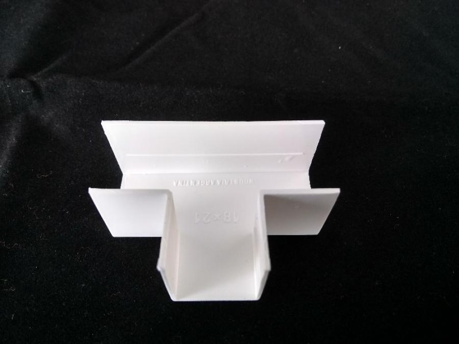 ACCESORIO CABLE CANAL 18x21 DERIVACION T KALOP